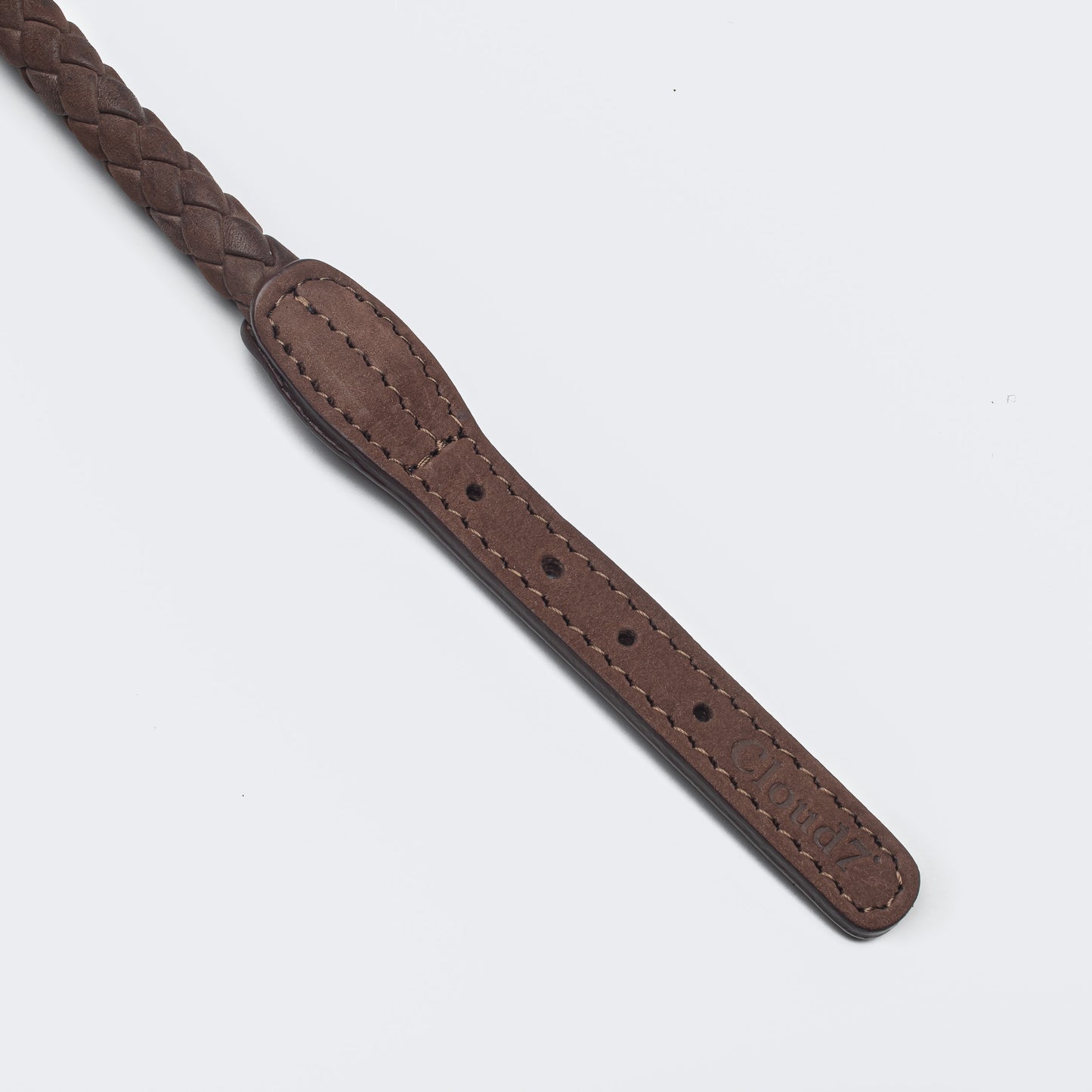 Hazel leather dog collar side view, D-ring hardware