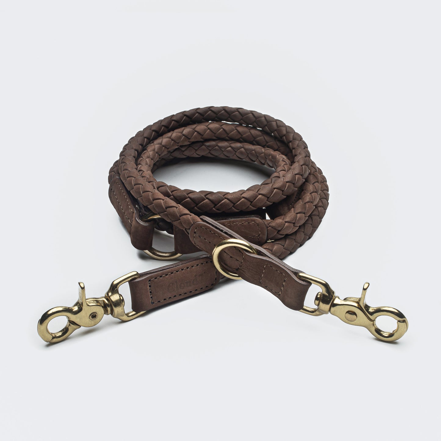 Ravello Hazel dog leash detail, premium leather hardware