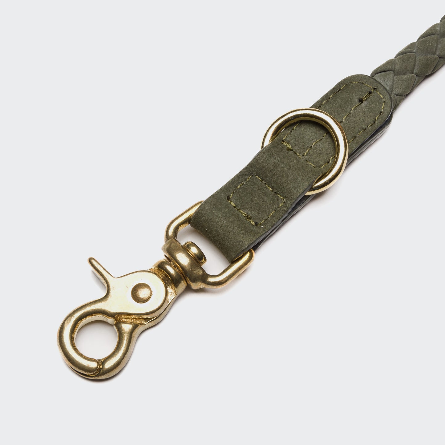 Moss leather dog leash back view, adjustable length