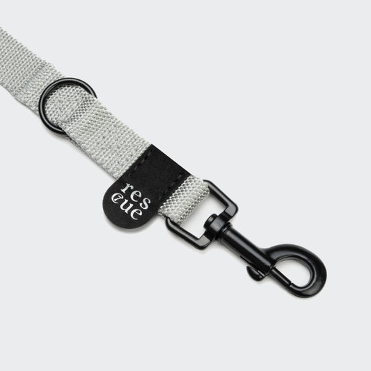 Silver reflective nylon dog leash side view, snap clip