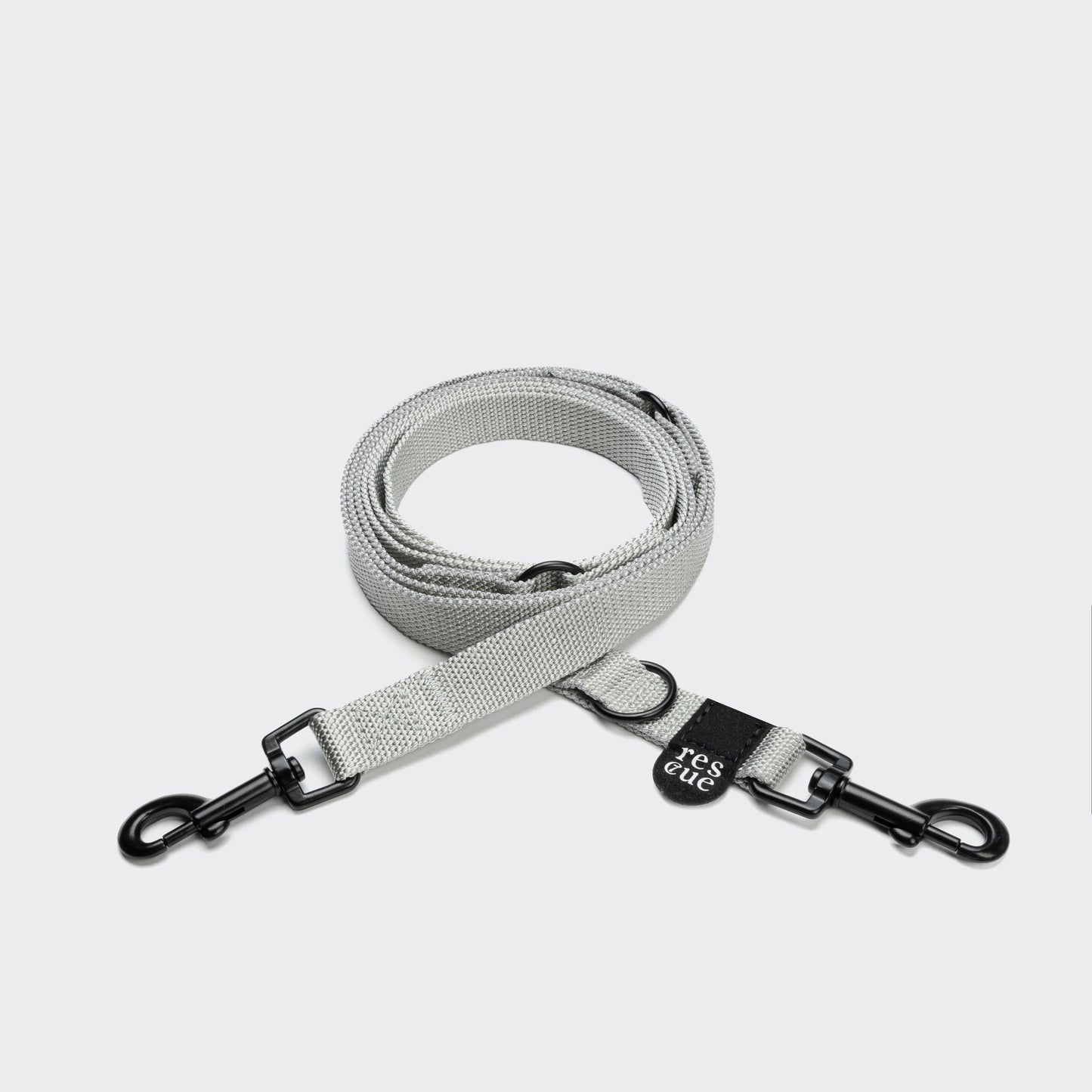 Silver reflective nylon dog leash, metal snap clip, Cloud 7 RESC7UE