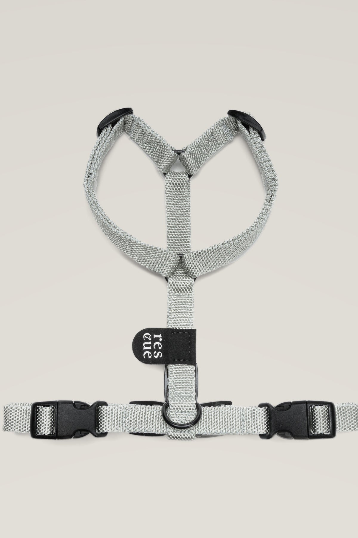 Front straps with rescue tag of the silver Cloud 7 RESC7UE dog harness, detail