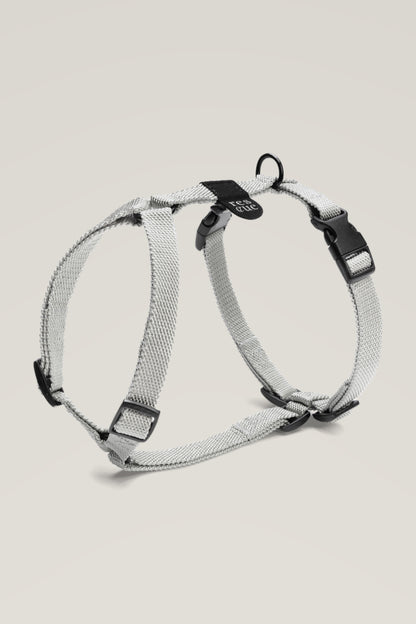 Cloud 7 RESC7UE dog harness in silver, packshot