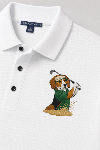 Beagle Golfschwung – Besticktes Polo-Shirt